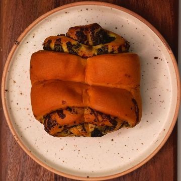 Olive Jalapeno Cheese Bread
