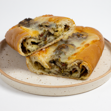 Mushroom Sun-Dried Tomatoes Olive Jalapeno Cheese Bread