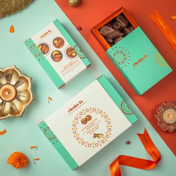 Selection of mendiants and rochers in Choko La's Collective Two hamper