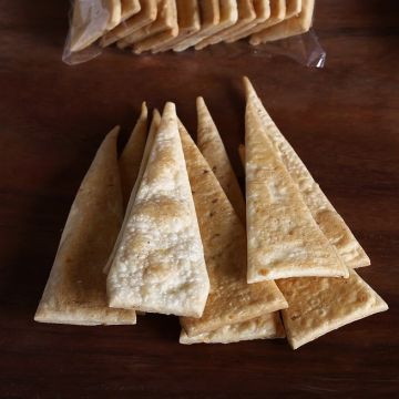garlic crackers
