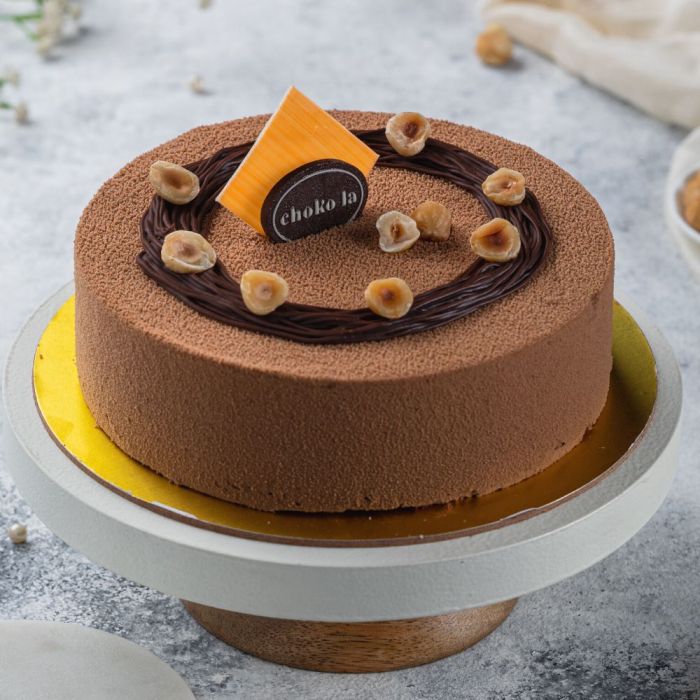 Crunchy And Yummy Delicious Spongy Chocolate Truffle Cake For Birthday And  Parties Additional Ingredient: Egg at Best Price in Hyderabad | Ss Bakers